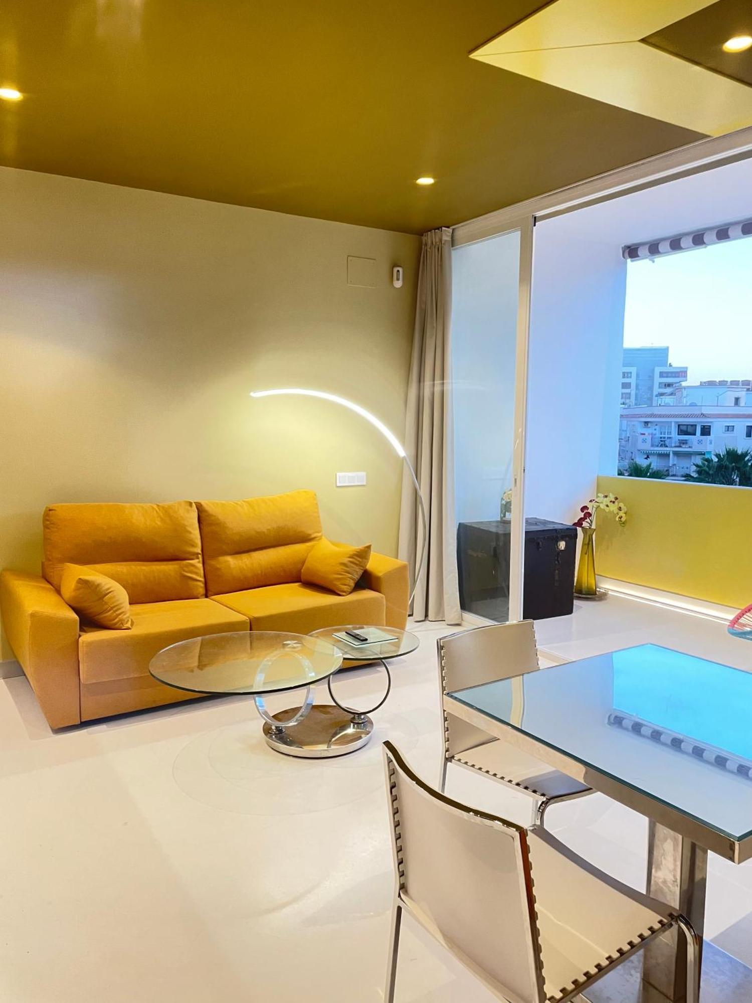 Lahola Glam Suites Torremolinos Exterior foto